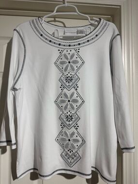 Alfred Dunner White Eyelet Floral  Cotton Blend Embroidered Top